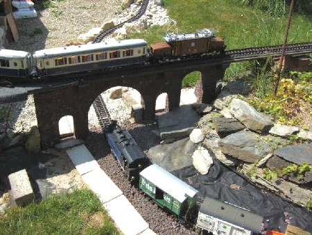 Begegnung auf der Strecke am Burg-Viadukt